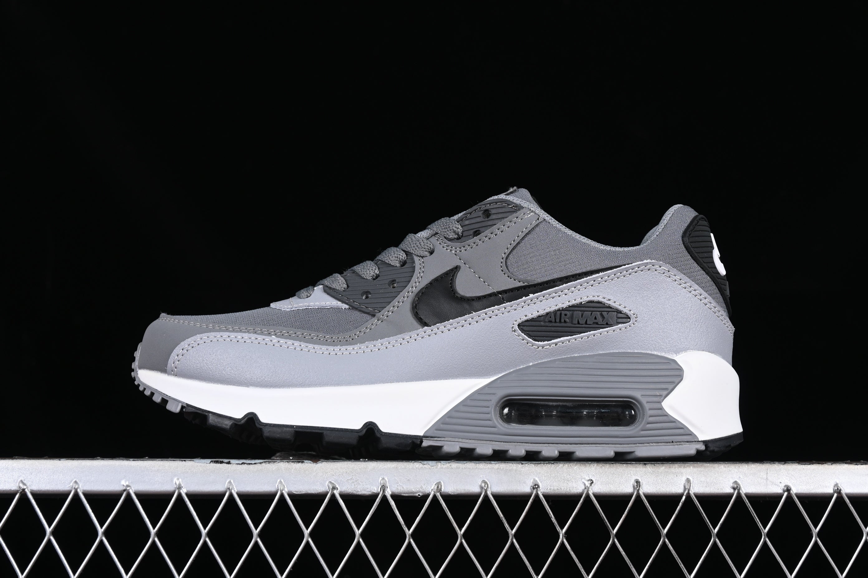Nike Air Max 90 'Cool Grey'