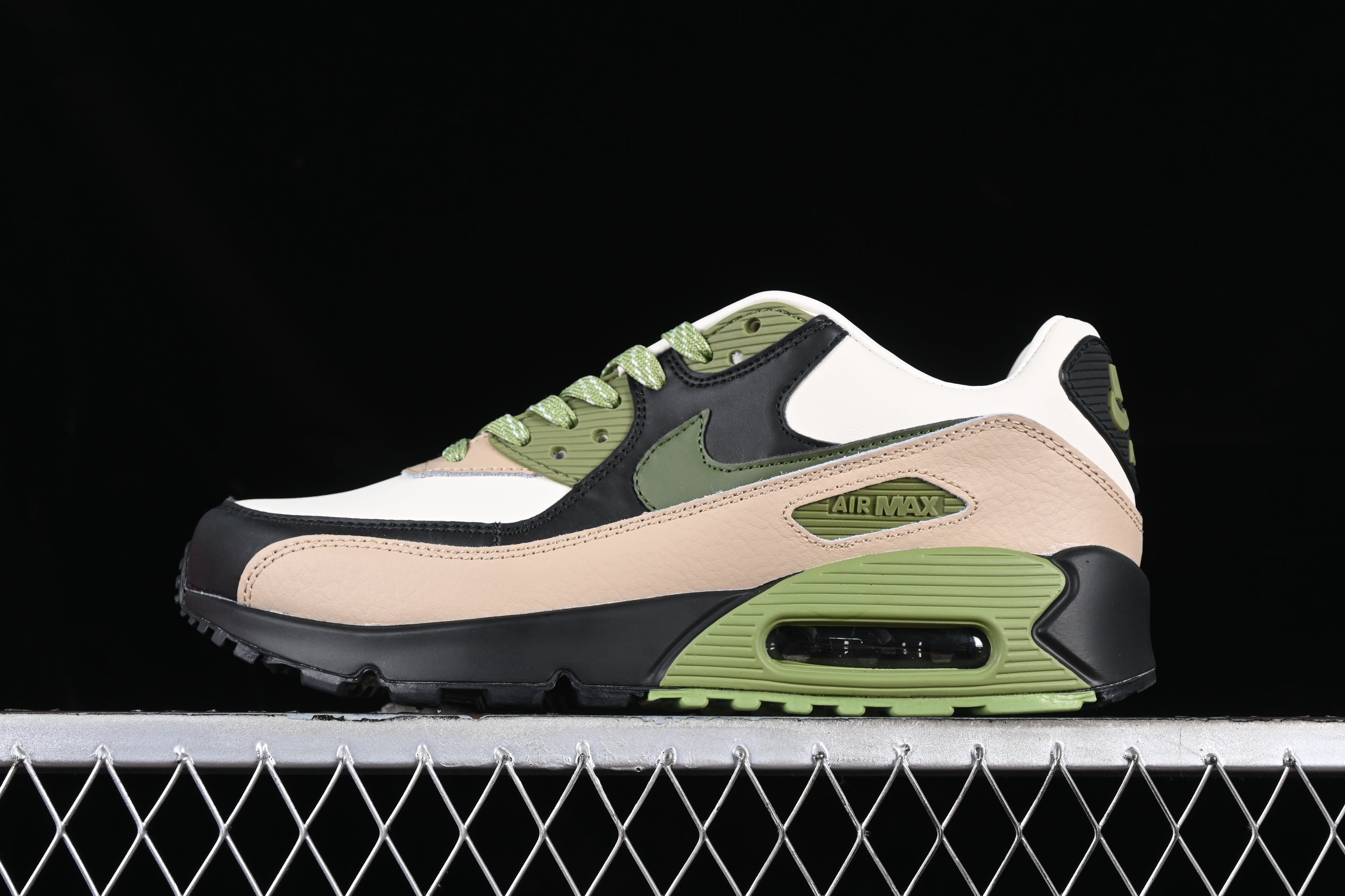 Nike Air Max 90 'Lahar Escape'
