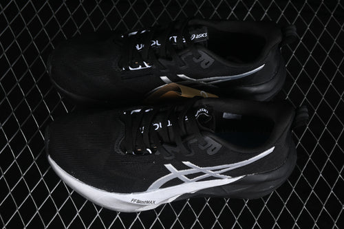 Asics Novablast 5
