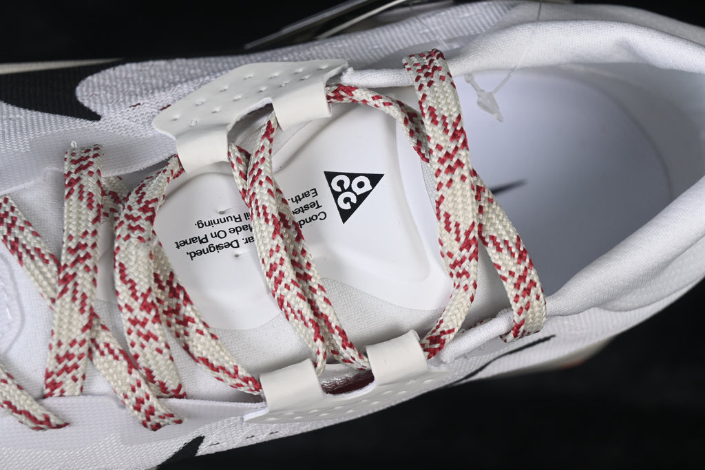 Nike ACG Zegama Trail