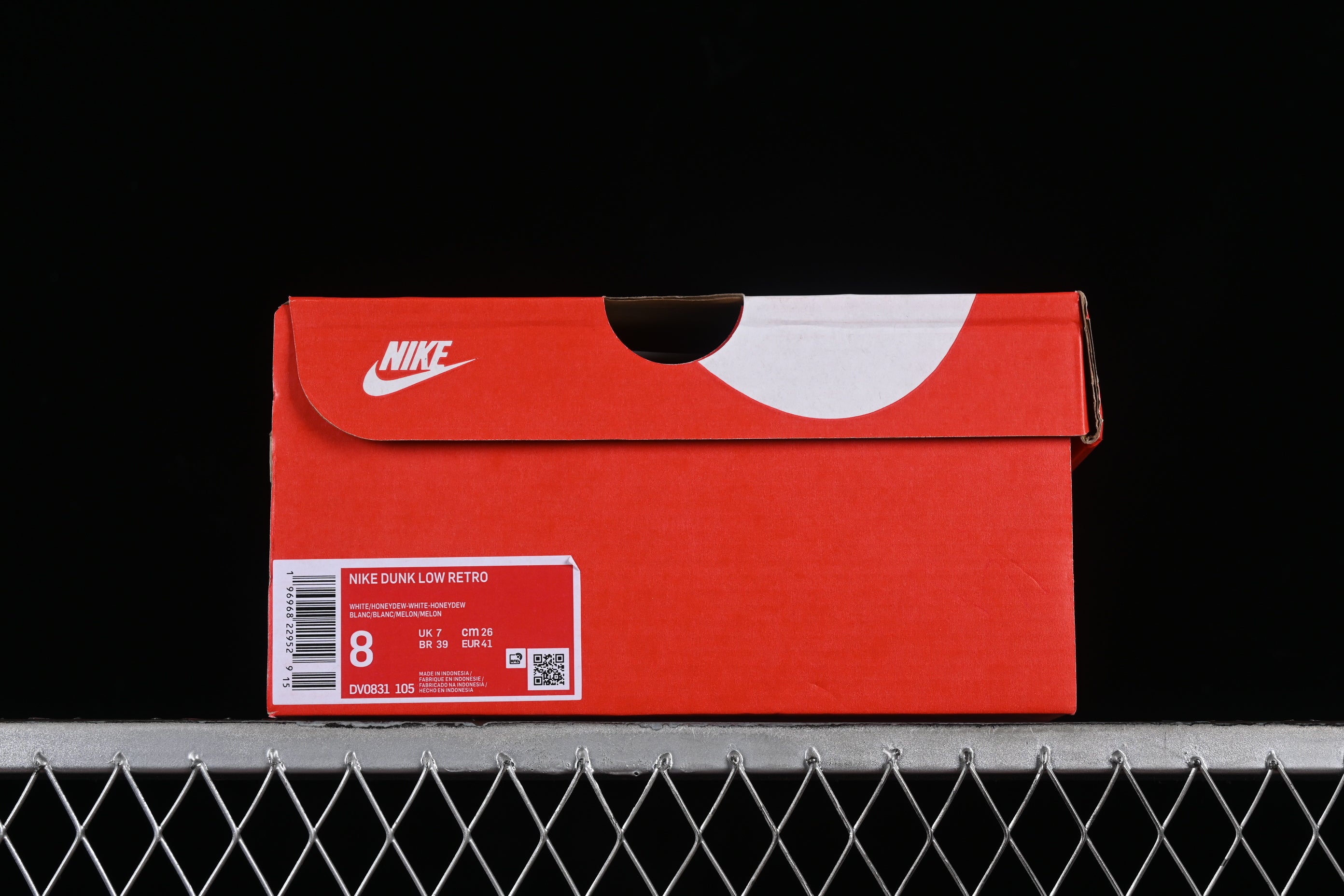 Nike Dunk Low Retro "Honeydew"