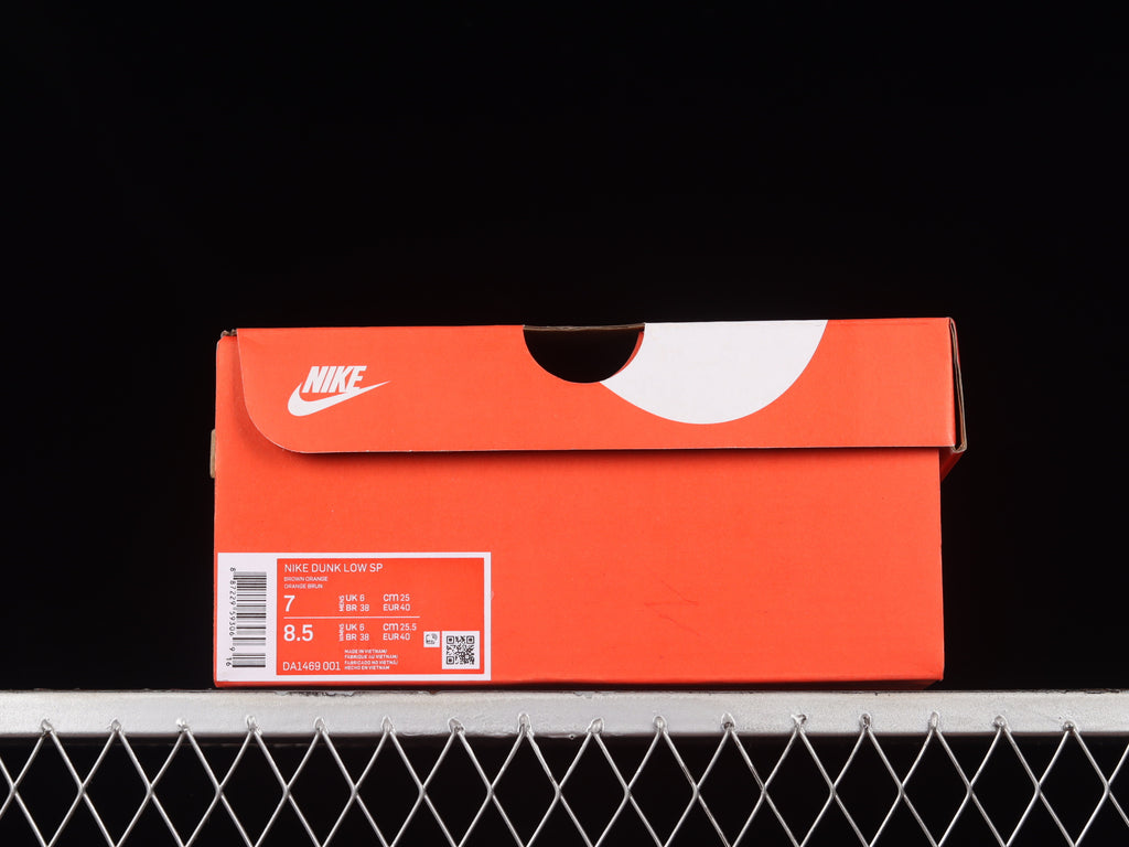 Nike Dunk Low SP "Ceramic"