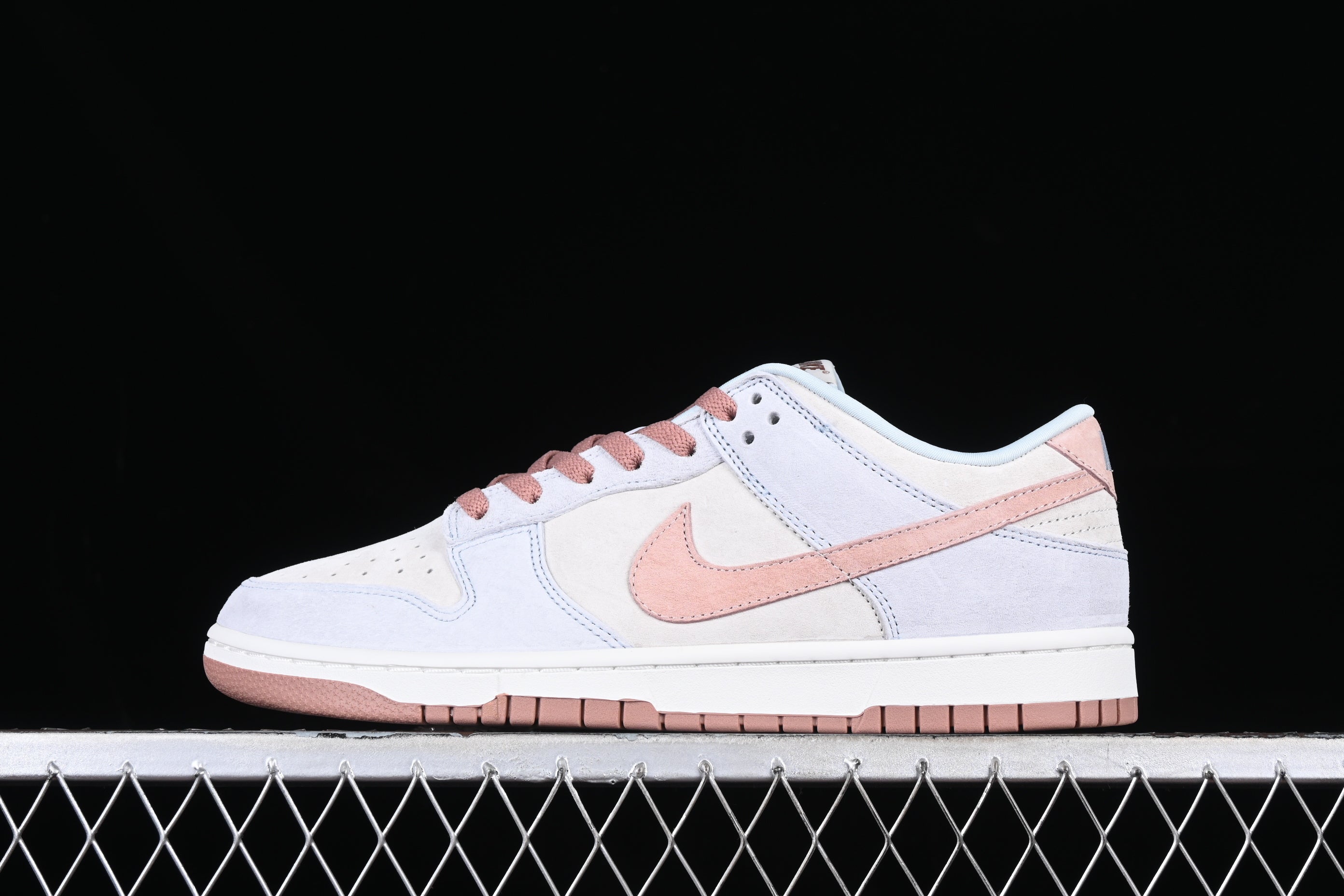 Nike Dunk Low Retro PRM "Fossil Rose"