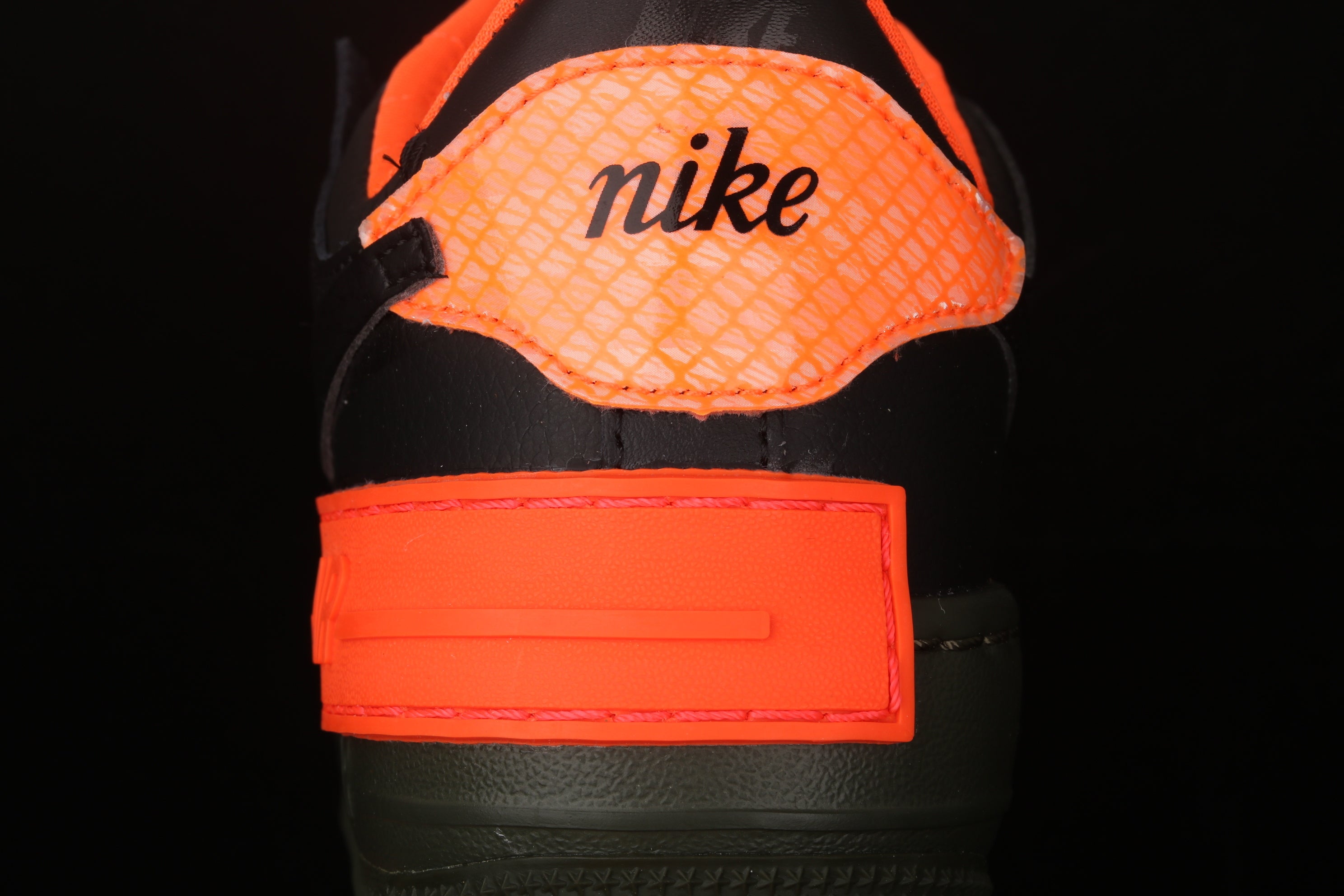 Nike Air Force 1 Shadow - Preto/Laranja
