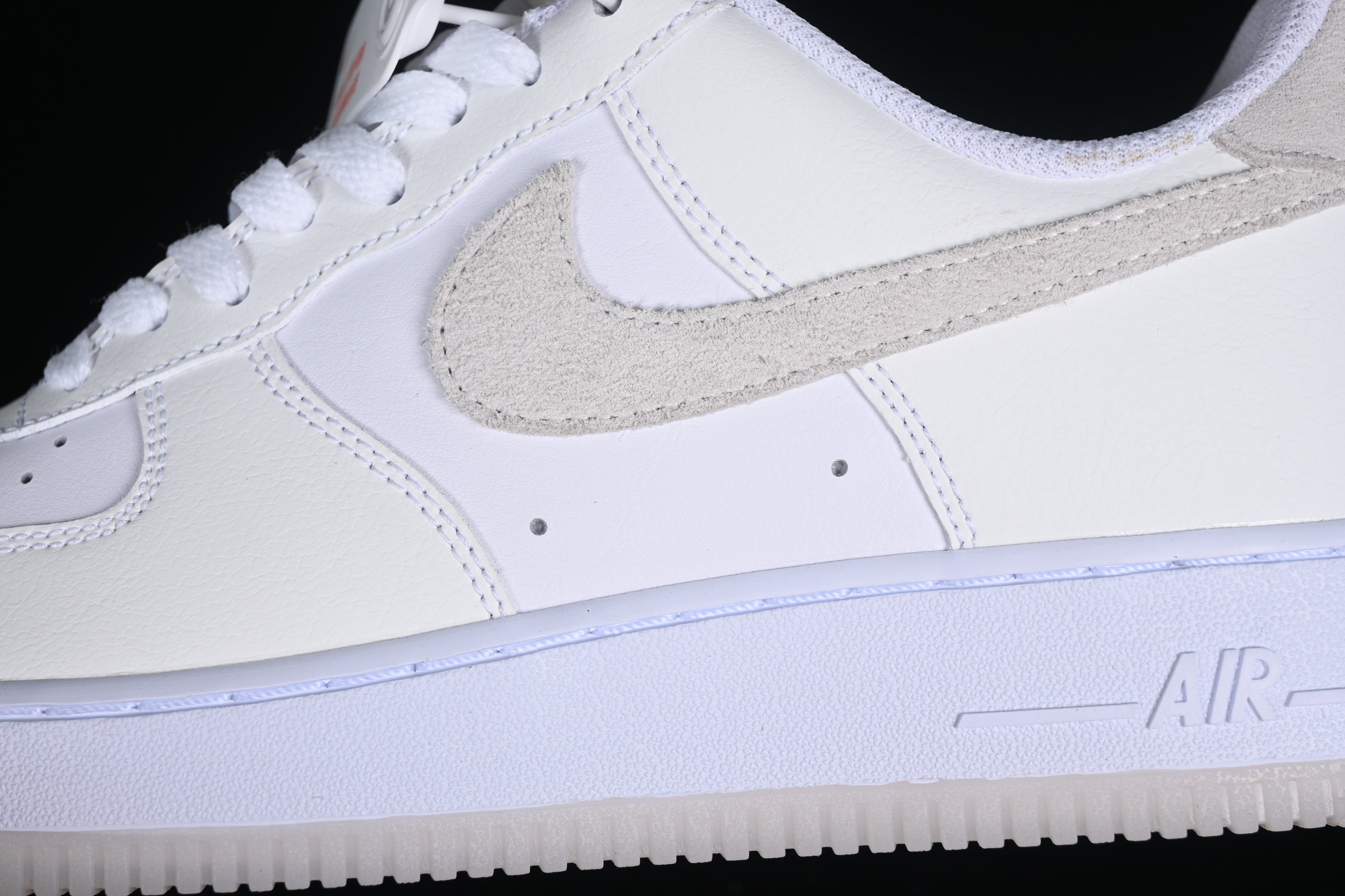 Nike Air Force 1'07 Low - Off White/Bege