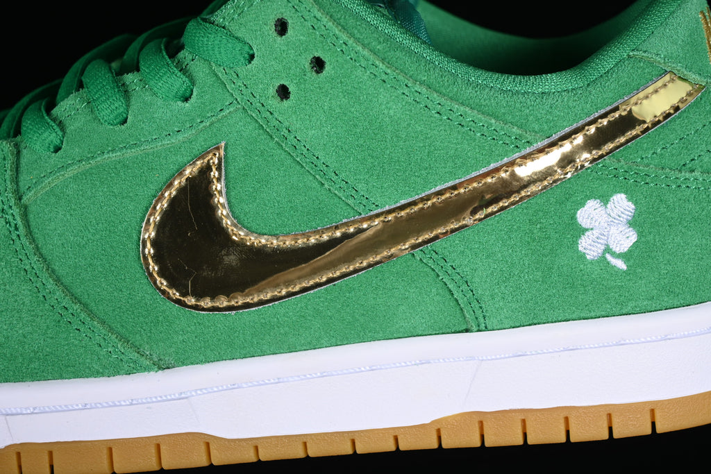 Nike SB Dunk Low Pro "St. Patrick's Day"