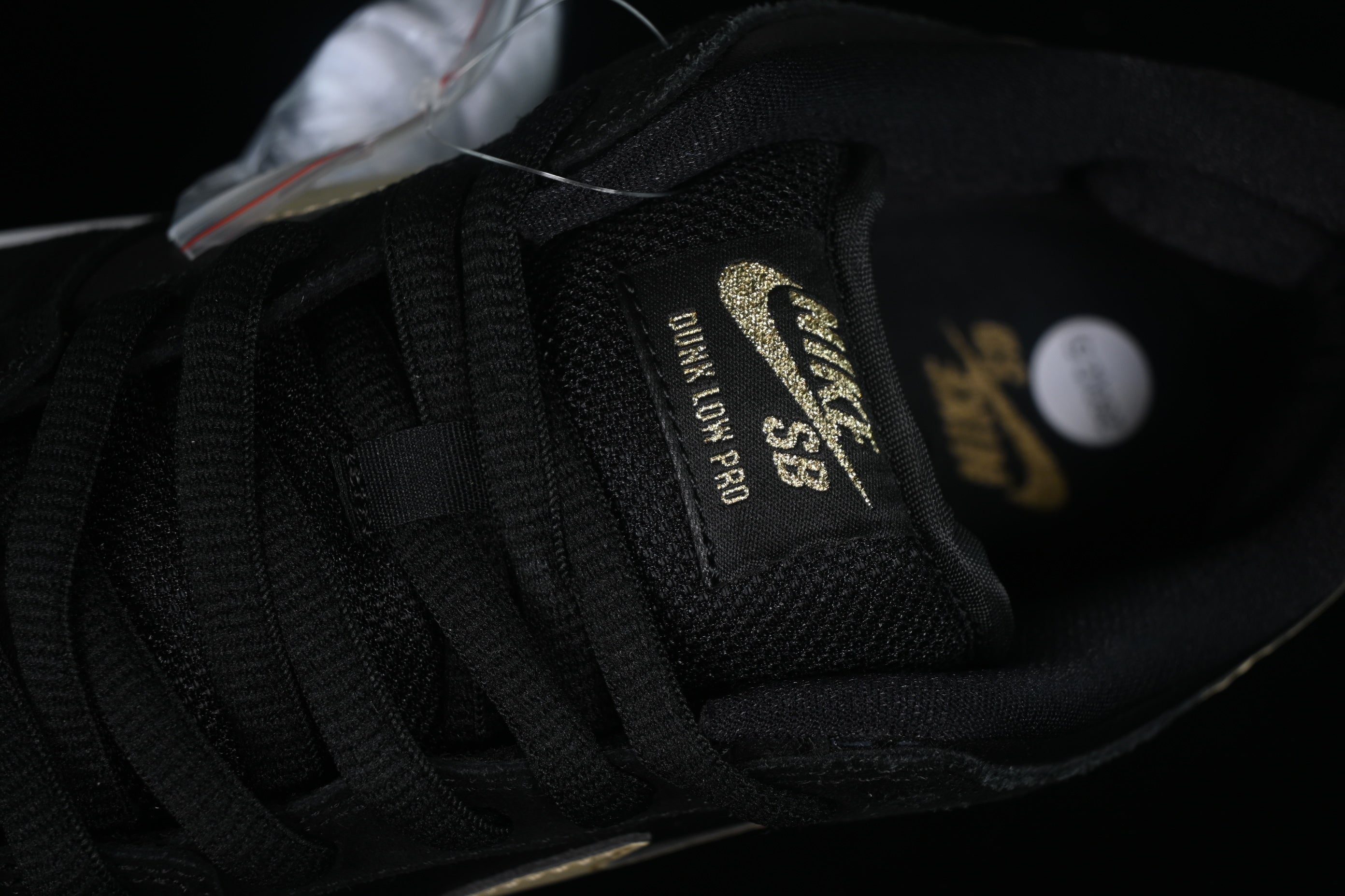 Nike SB Dunk Low Pro "Black Gold"