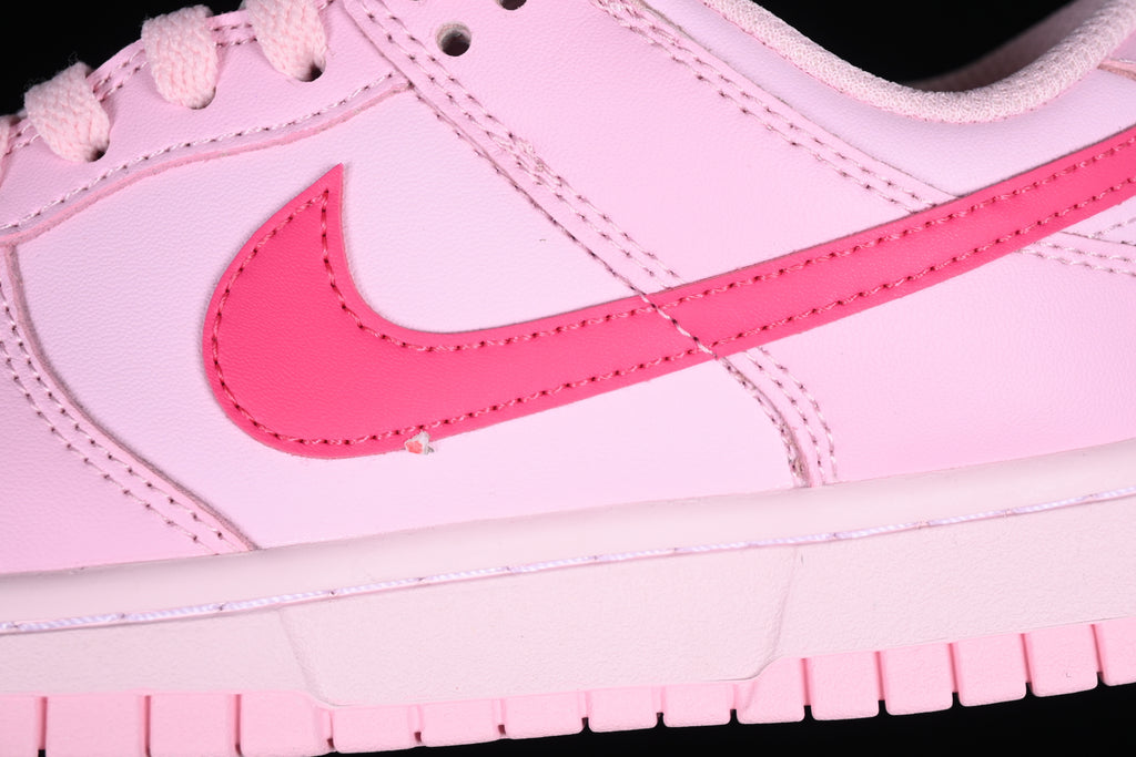 Nike Dunk Low GS Triple Pink (Barbie)