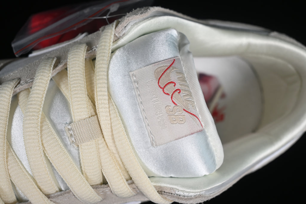 Nike Dunk Low "City of Love" Light Bone
