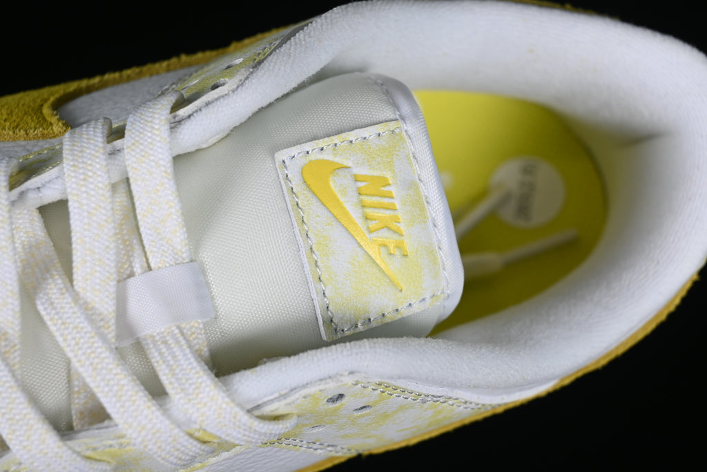 Nike Dunk Low OG "Yellow Strike" W
