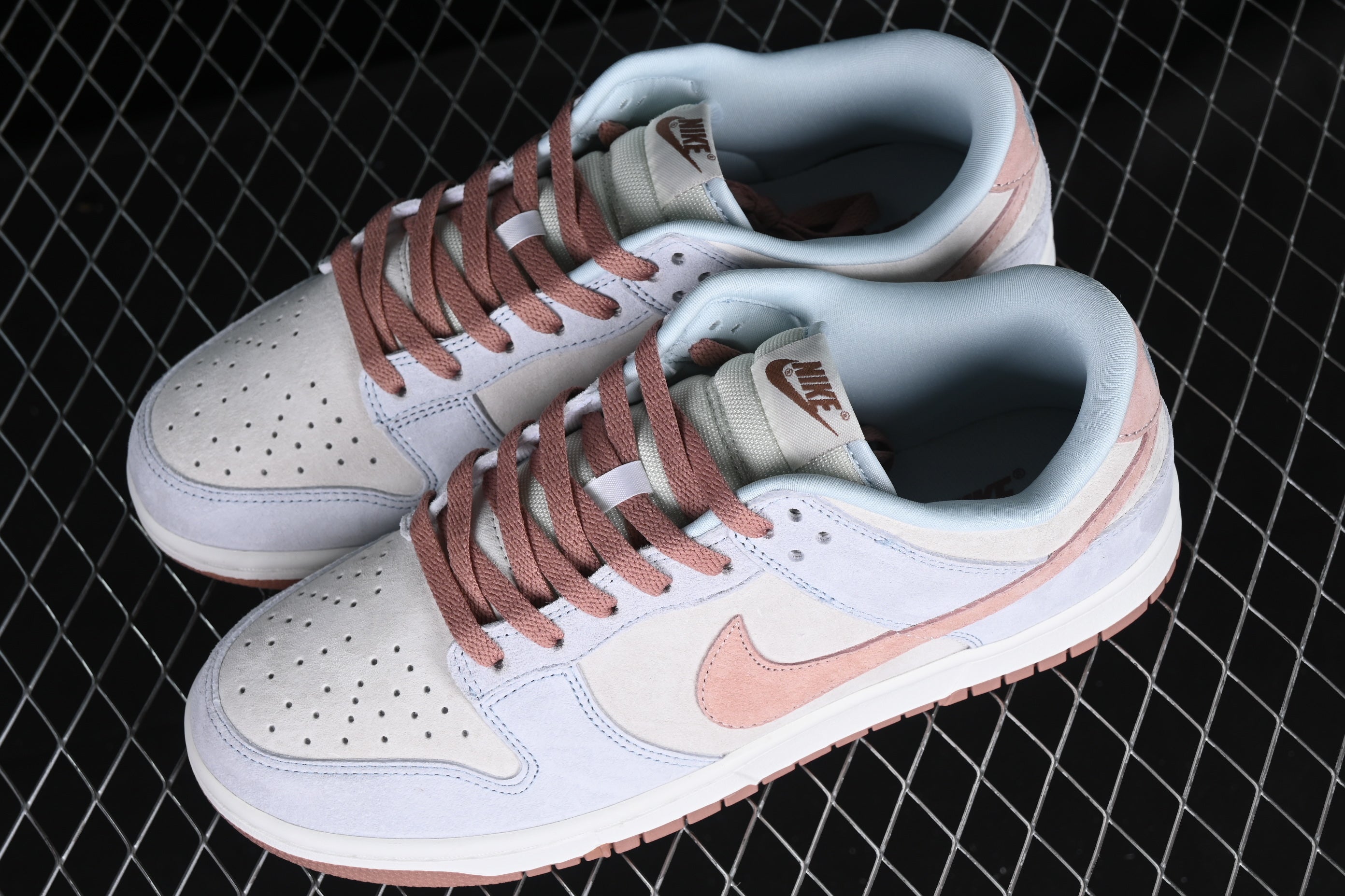 Nike Dunk Low Retro PRM "Fossil Rose"