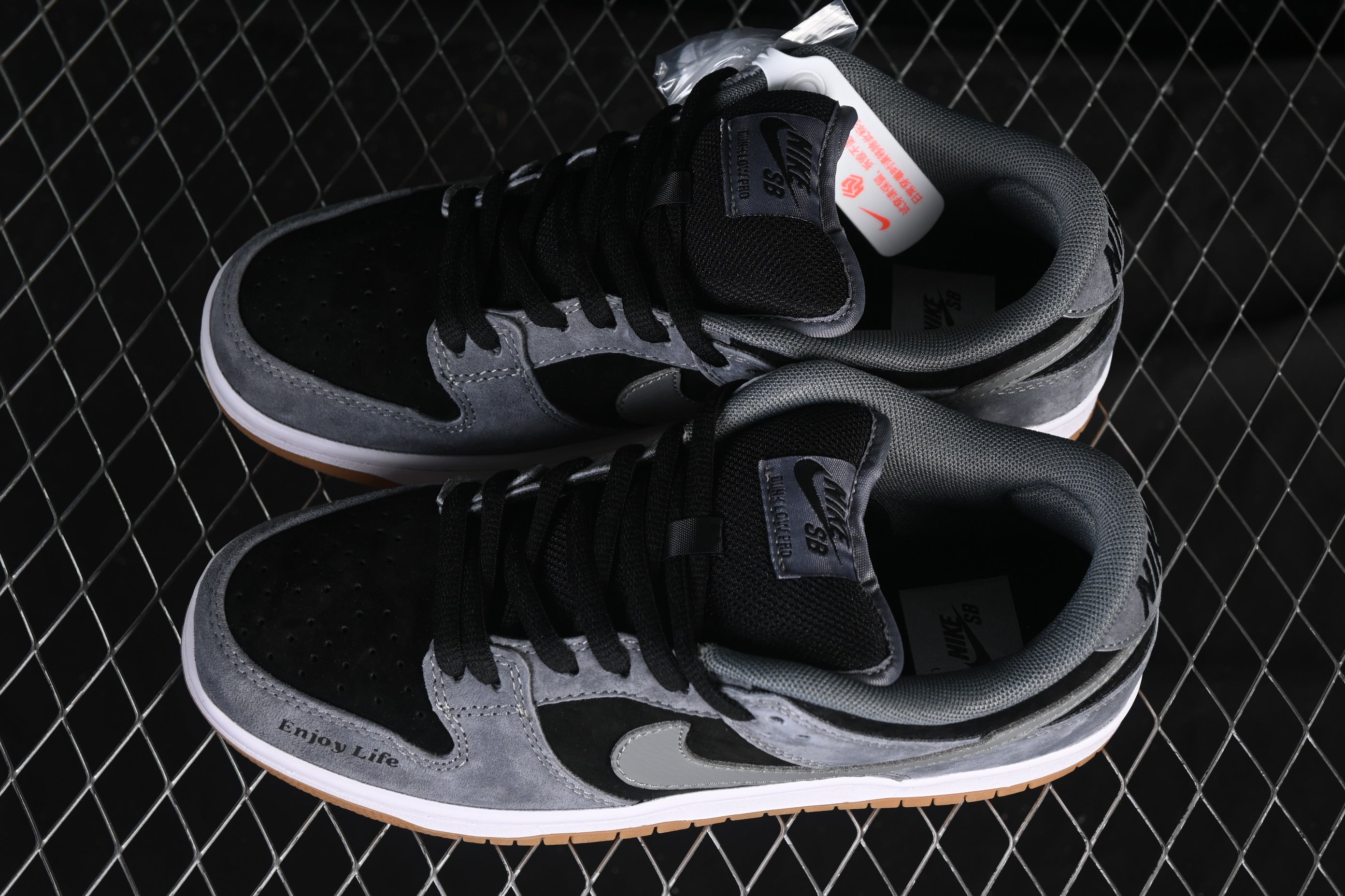 Nike SB Dunk Low Pro "Shadow"