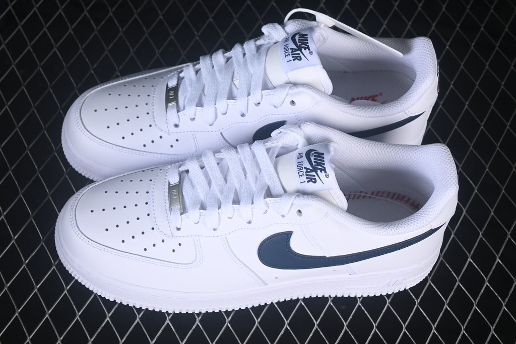 Nike Air Force 1'07 Low - White/Deep Royal Blue