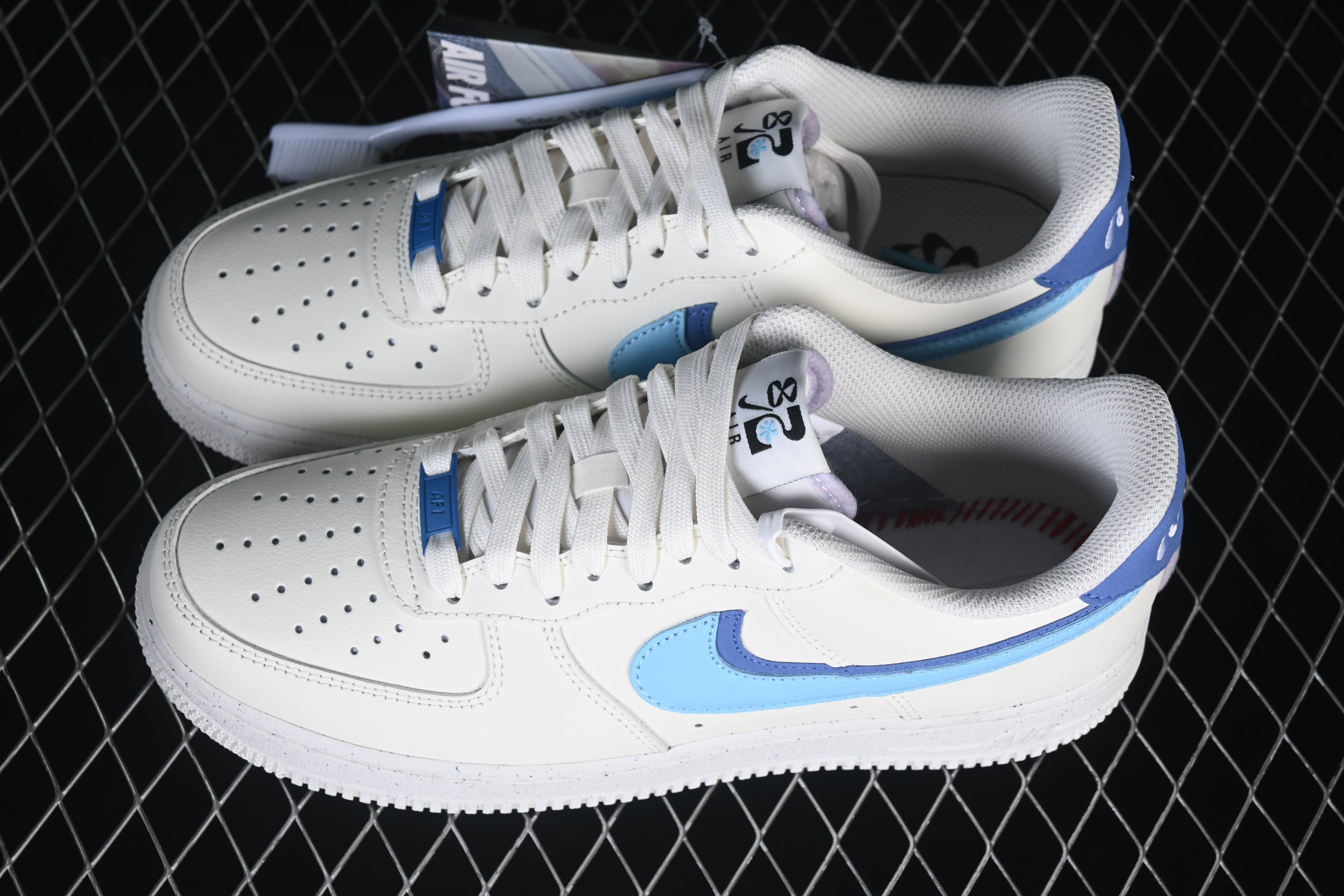 Nike Air Force 1 82 Double Swoosh White Blue