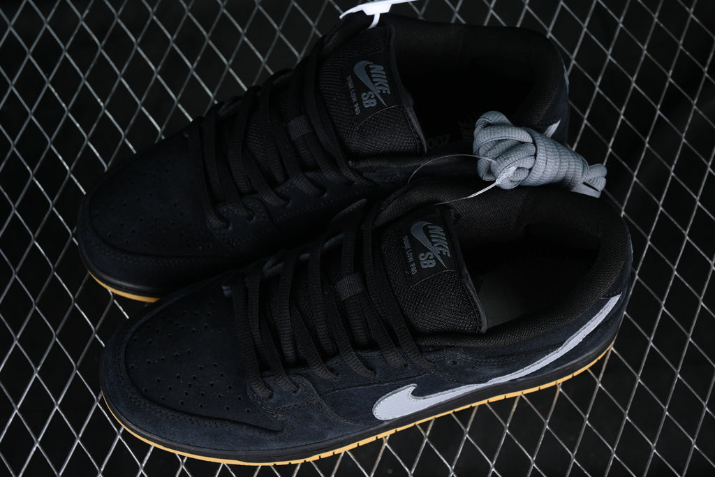Nike SB Dunk Low Pro "Black Gum"